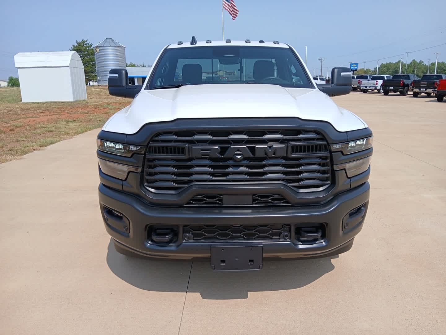 2026 RAM Ram 3500 RAM 3500 TRADESMAN REGULAR CAB 4X4 8' BOX