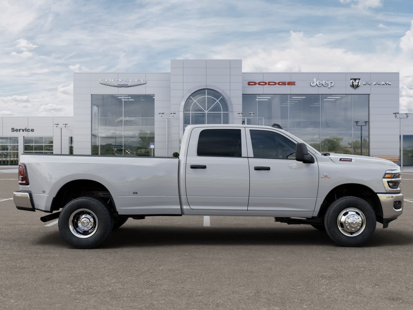 2026 RAM Ram 3500 RAM 3500 TRADESMAN CREW CAB 4X4 8' BOX