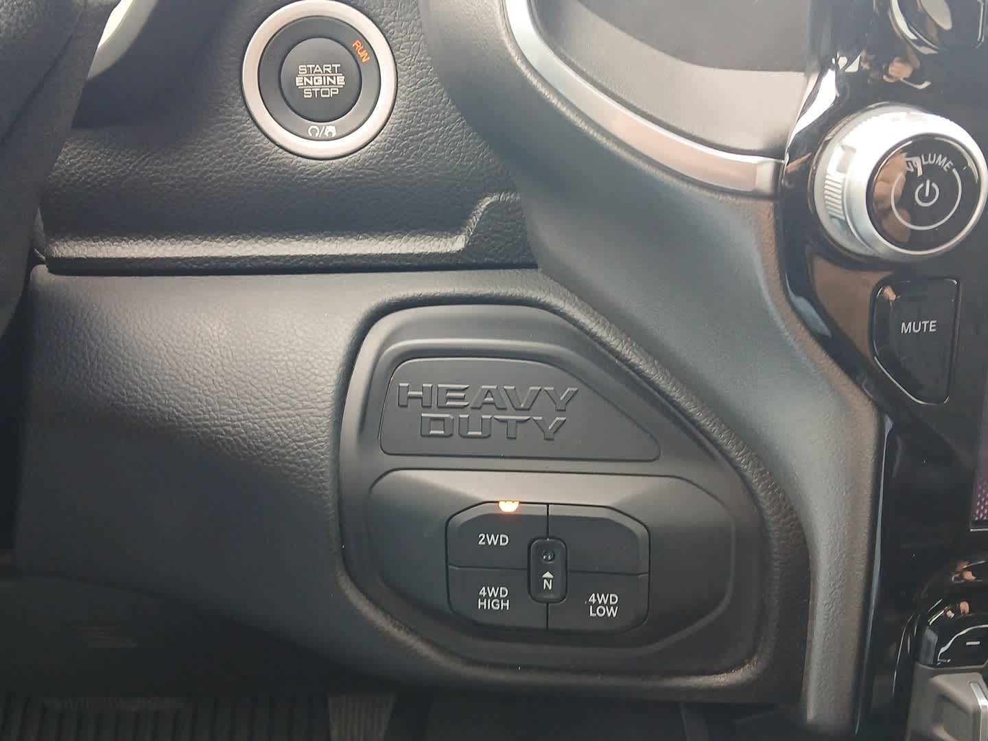 2025 RAM 3500 Big Horn Crew Cab 4x4 8' Box