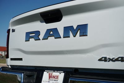 2027 RAM Ram 3500 RAM 3500 BIG HORN CREW CAB 4X4 8' BOX