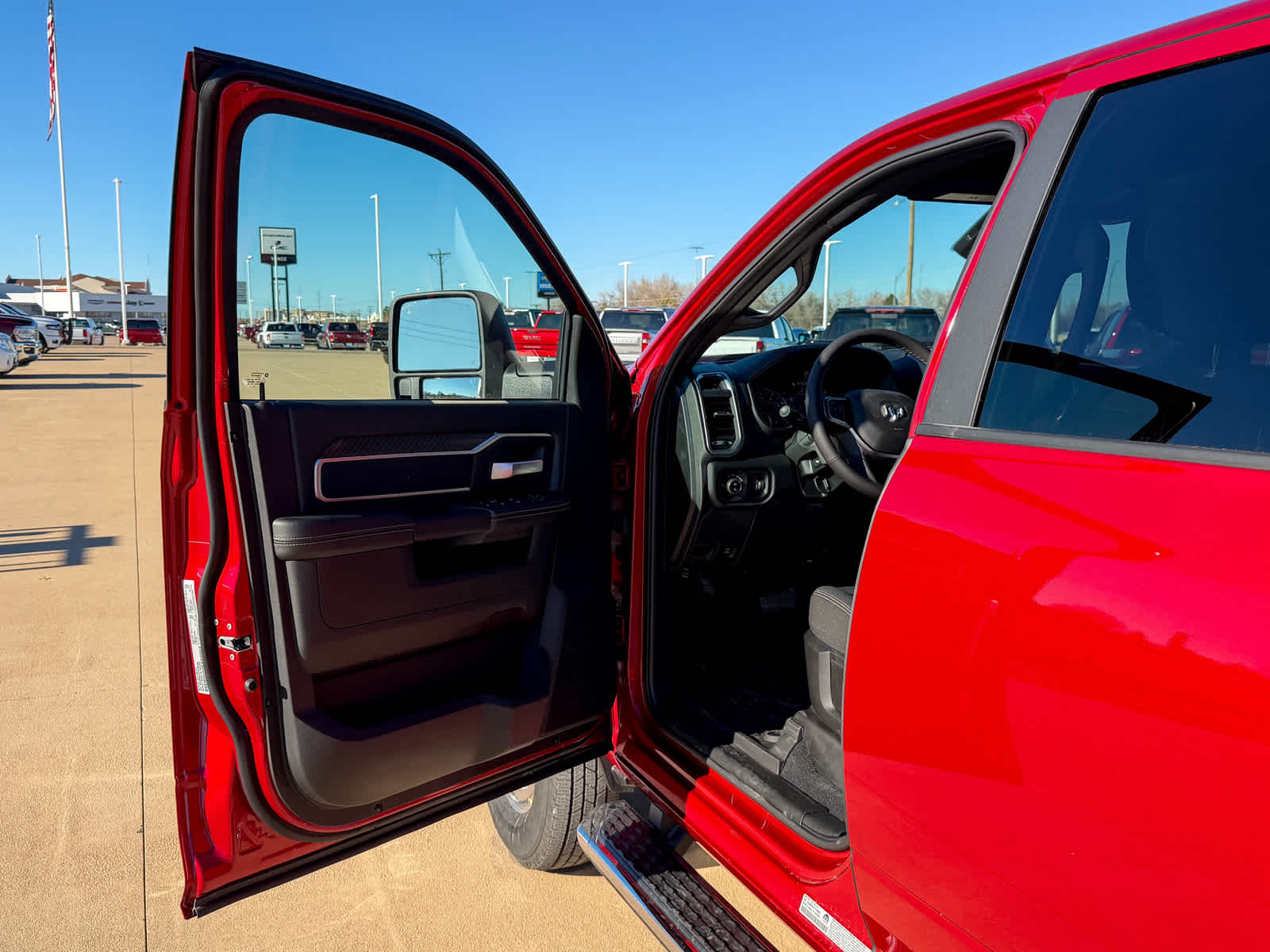 2026 RAM Ram 3500 RAM 3500 BIG HORN CREW CAB 4X4 8' BOX