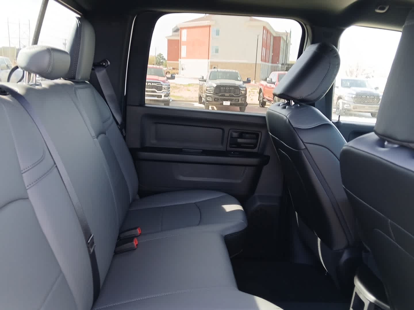 2026 RAM Ram 2500 RAM 2500 TRADESMAN CREW CAB 4X4 6'4' BOX