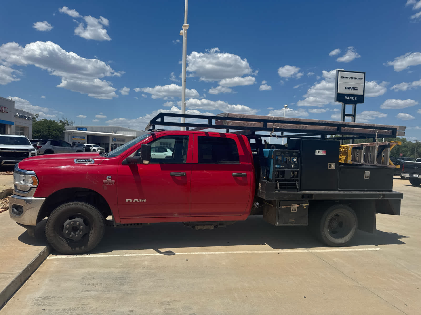 2019 RAM 3500 Chassis Tradesman/SLT/Laramie/Limited