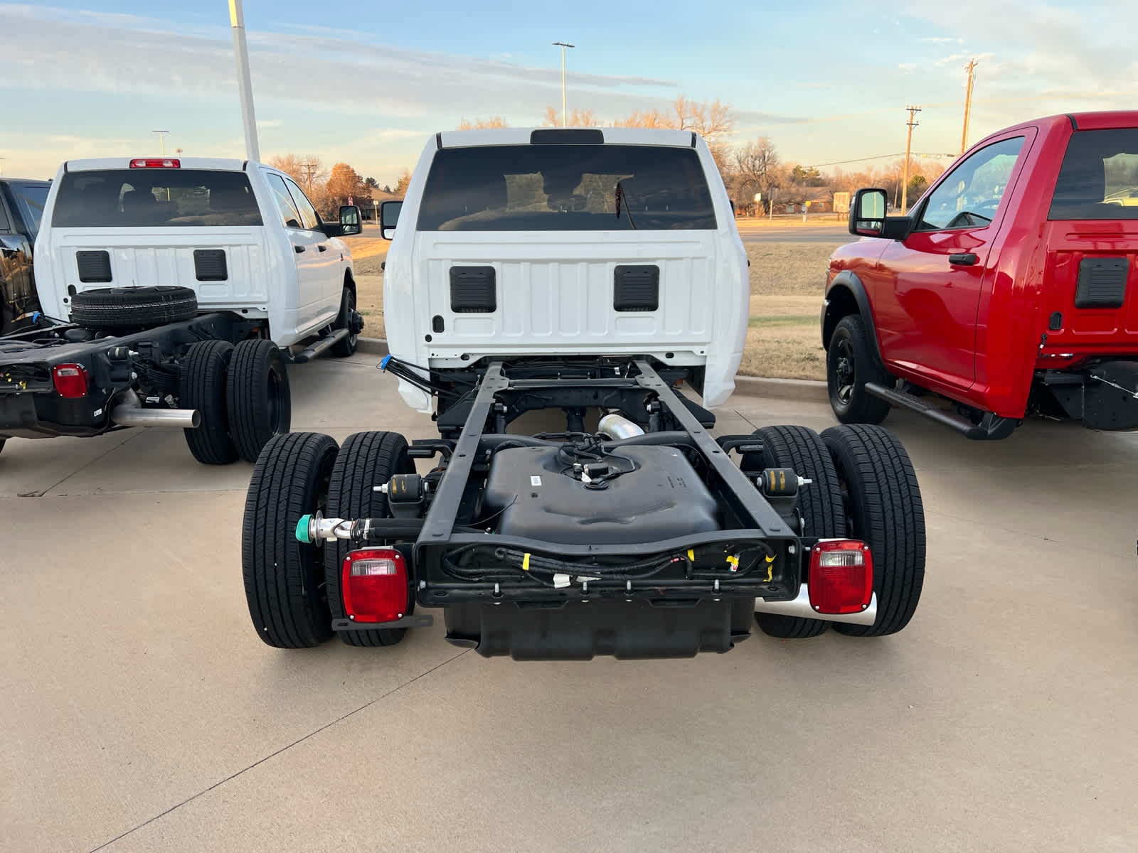 2026 RAM Ram 3500 Chassis Cab RAM 3500 TRADESMAN CREW CAB CHASSIS 4X4 60' CA