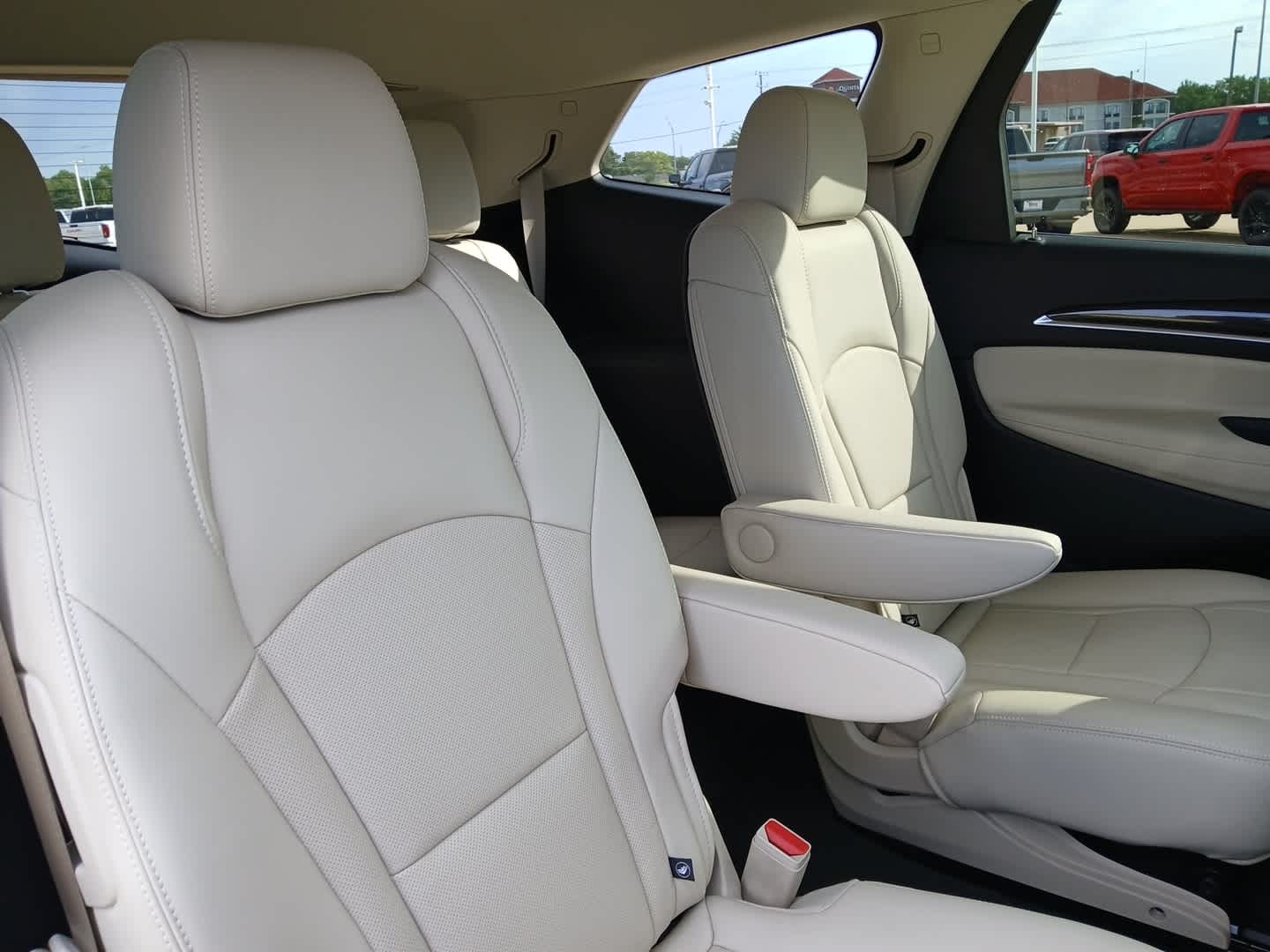 2023 Buick Enclave Essence FWD