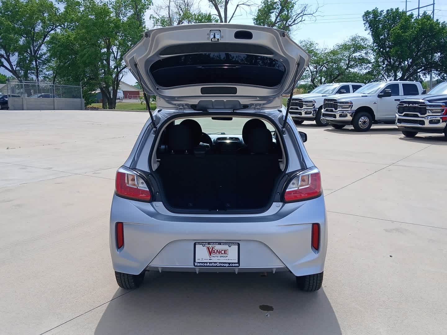 2024 Mitsubishi Mirage ES