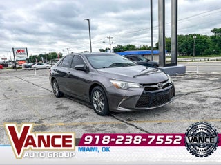 2017 Toyota Camry SE