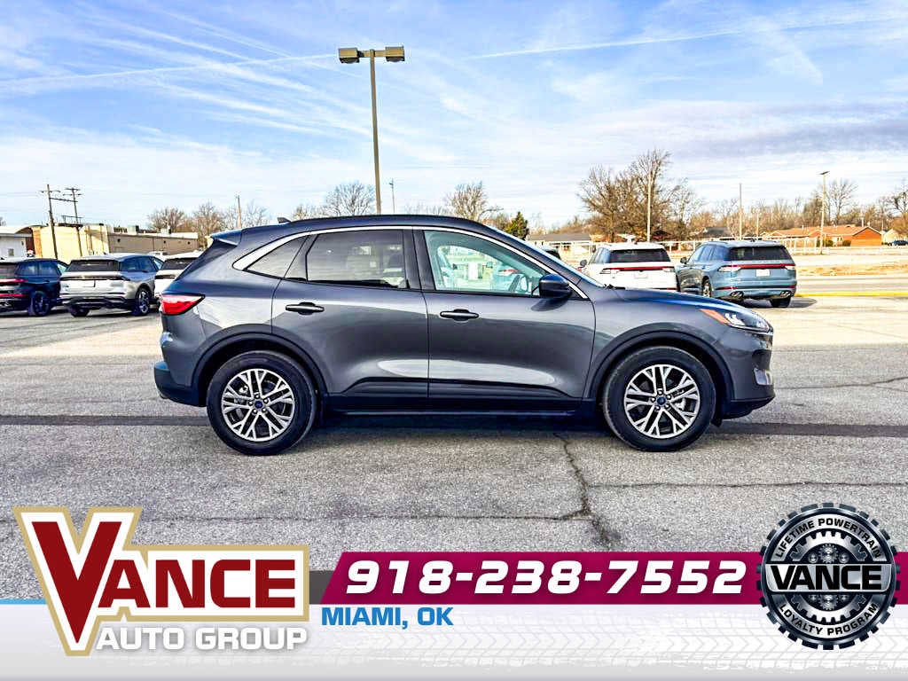 2022 Ford Escape SEL