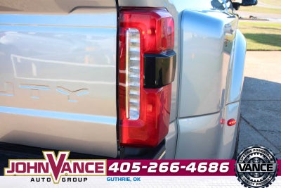 2024 Ford Super Duty F-350 DRW Pickup XLT