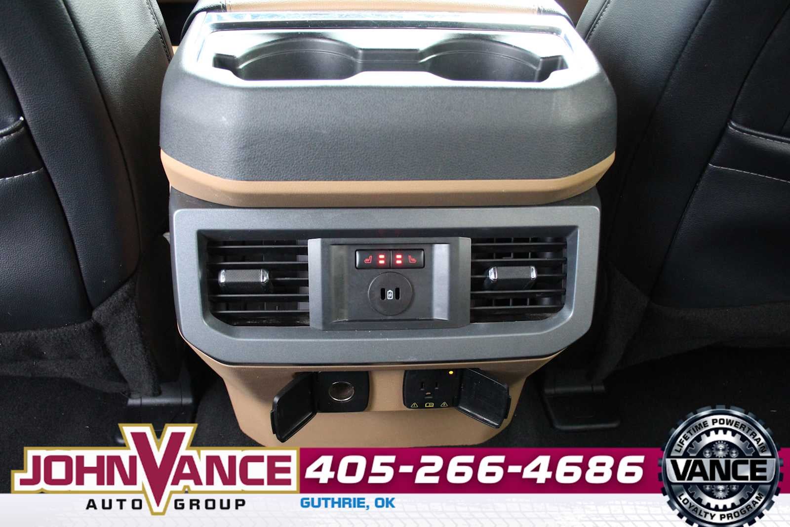 2024 Ford Super Duty F-350 DRW LARIAT