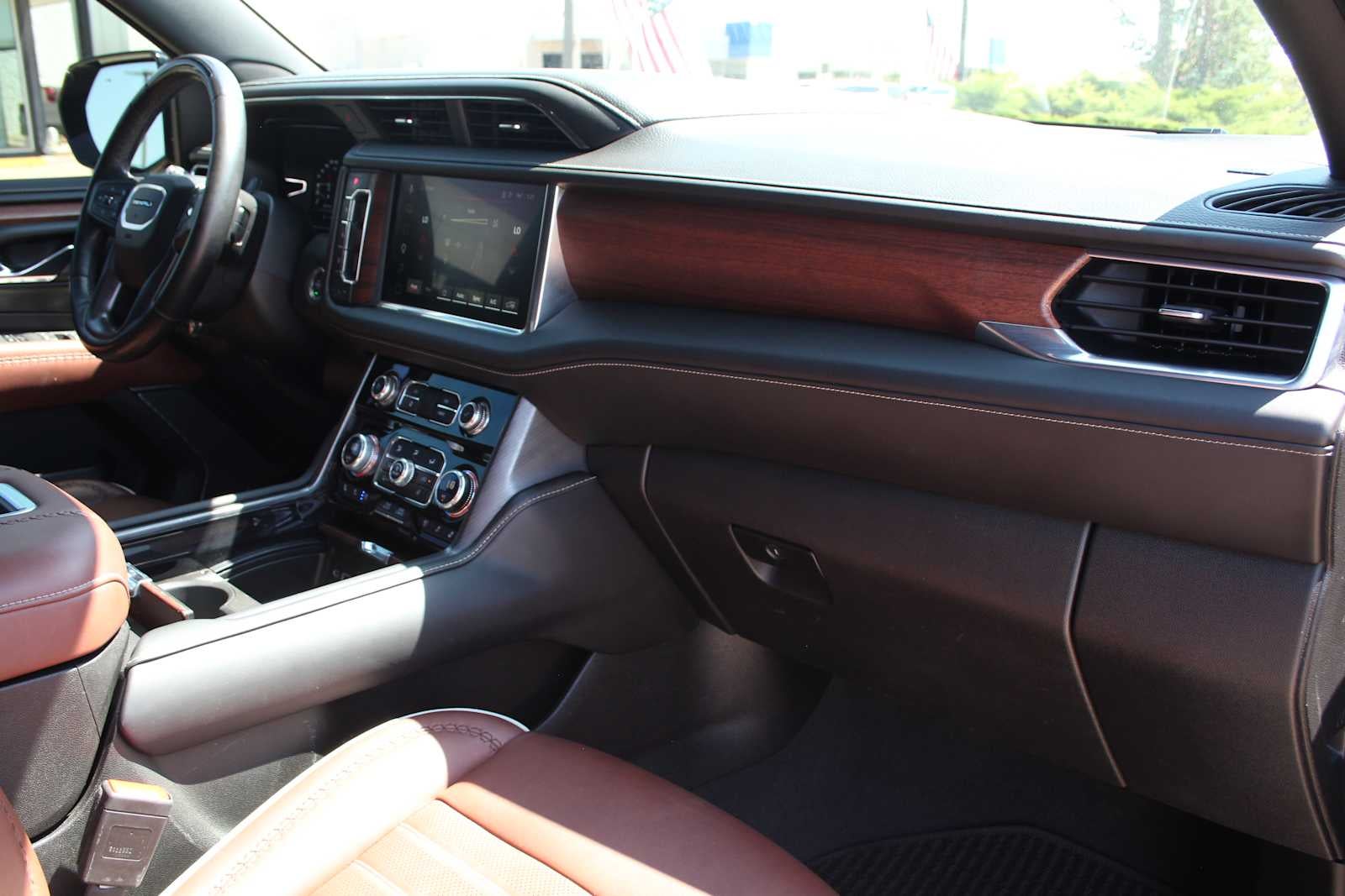 2023 GMC Yukon Denali Ultimate Denali Ultimate