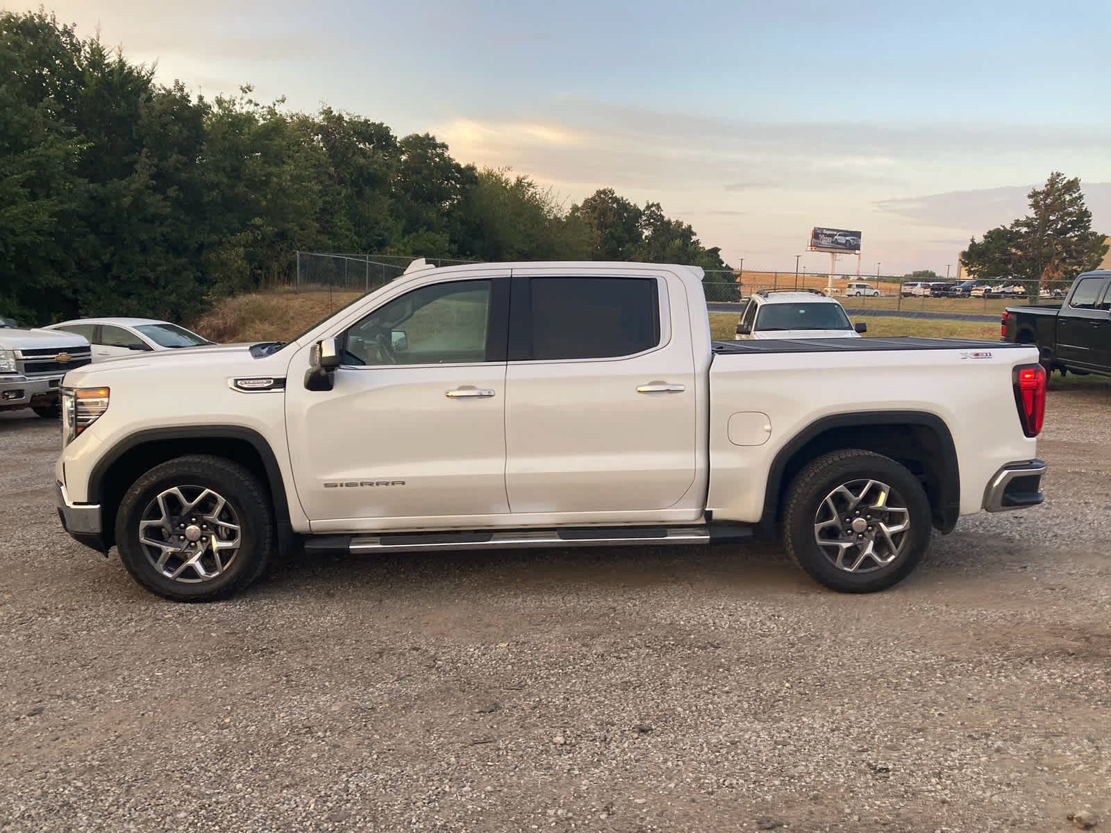 2023 GMC Sierra 1500 SLT